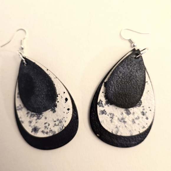 HANDCRAFTED Wood Layered Teardrop Earrings HANDMADE HAND PAINTED Dangle Earrings - Picture 3 of 12